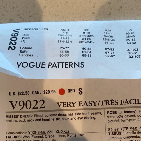 Vogue Dress Pattern V9022 - Picture 5 of 5